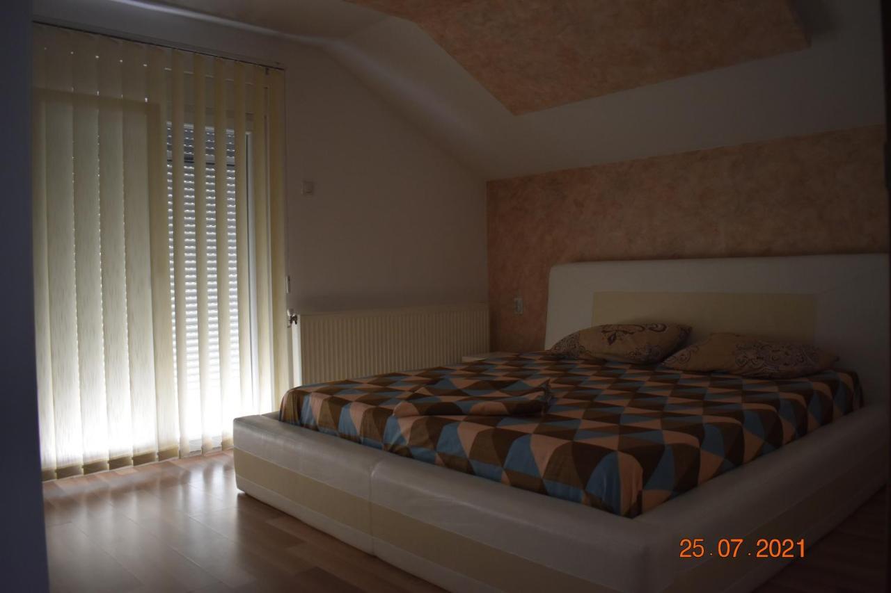 Apartments Holiday Vranje Exterior foto