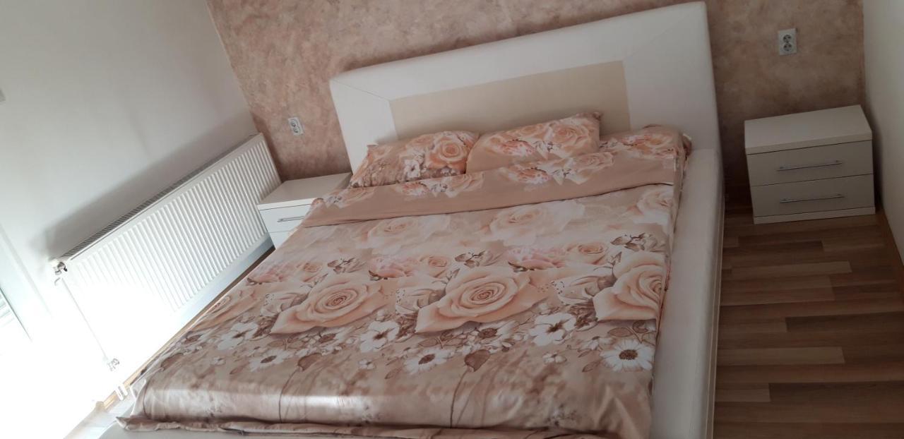 Apartments Holiday Vranje Exterior foto